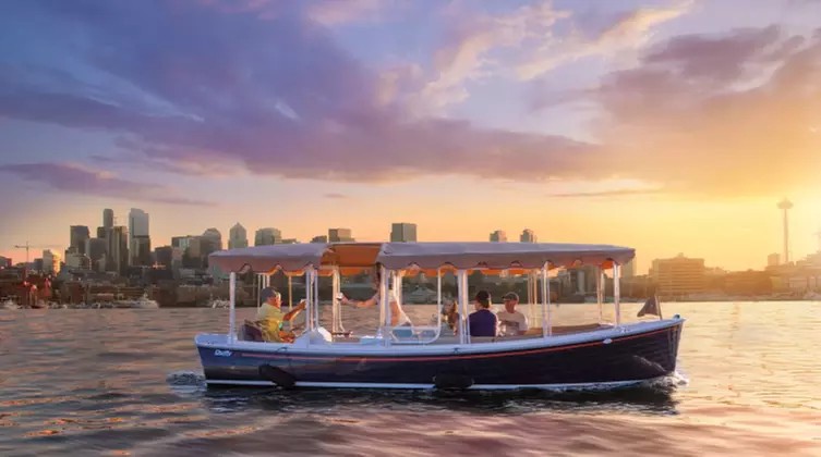 Save Up to 50% on Two-Hour Electric Boat Rentals on Lake Union