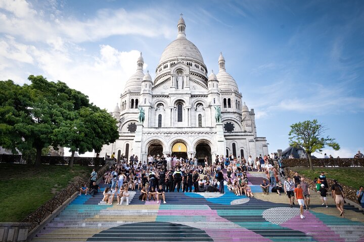Montmartre Gastronomic & Wine Tour – Taste the Flavors of Paris