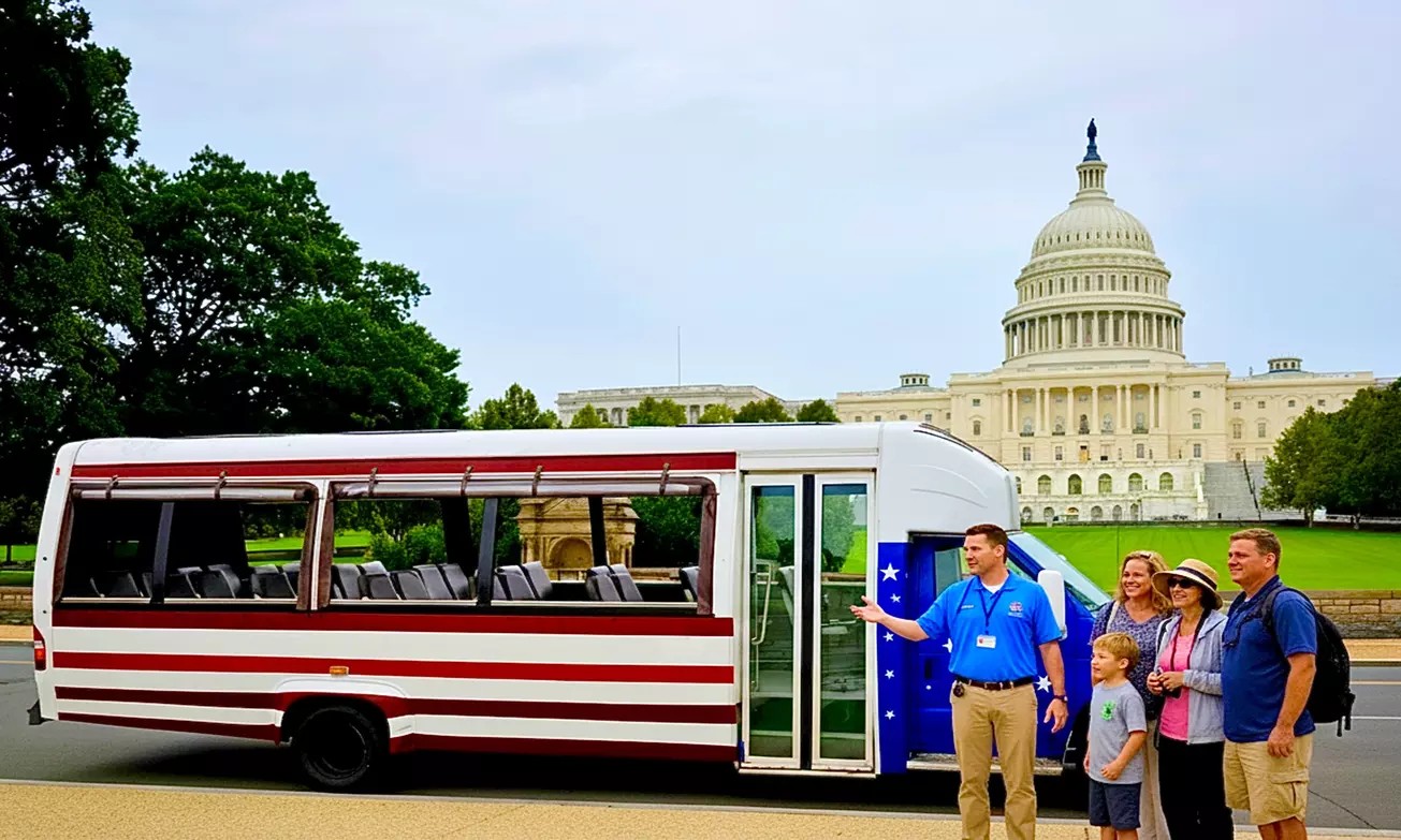 See It All: D.C.’s Comprehensive Minibus Sightseeing Tour