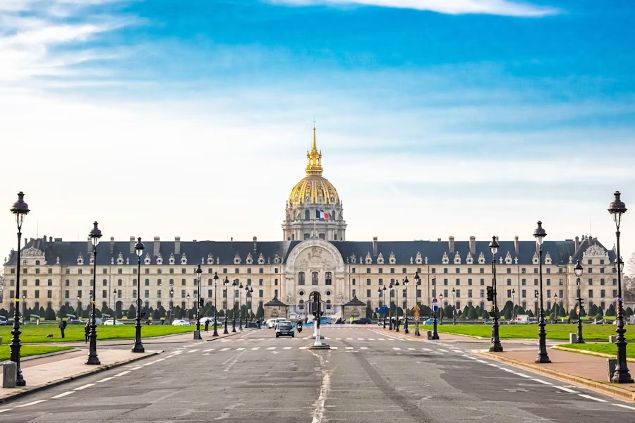 Les Invalides Admission Ticket – Discover France’s Military Heritage
