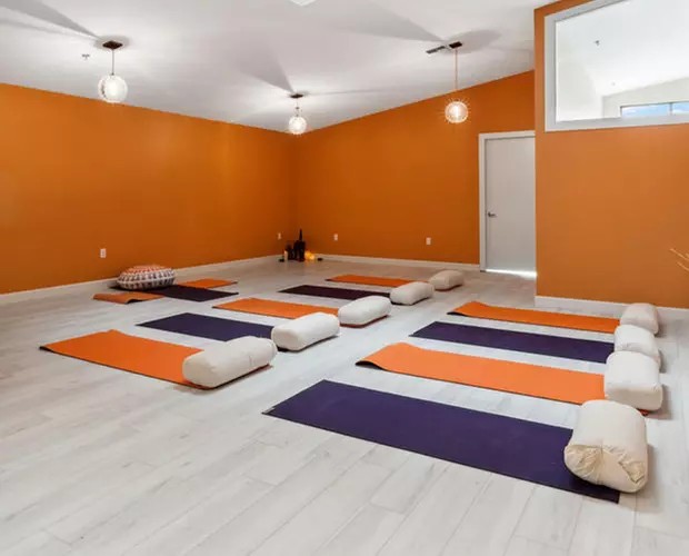 Relax, Stretch & Recharge with Yoga Classes at Brain & Body Recess