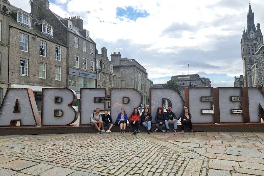 Street Art Tour of Aberdeen – Discover Creative Murals & Urban Art