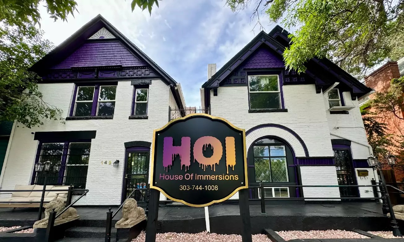 Pour, Swirl & Create: Fluid Art Session for 1–8 at House of Immersions!