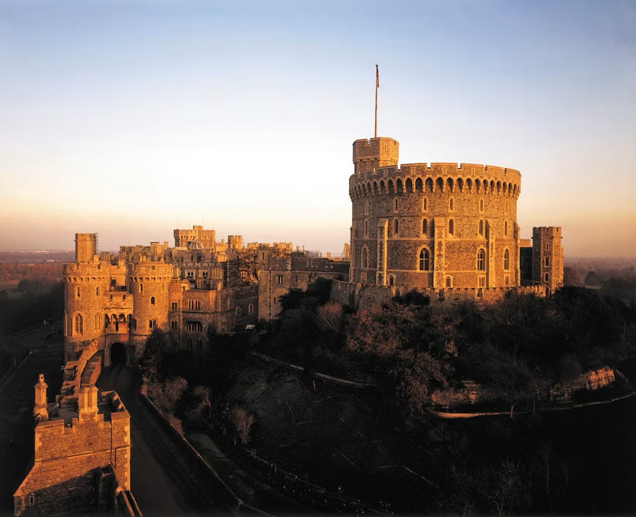 Visit Windsor Castle: Entry Tickets from London