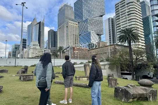 Sydney Explorer Package: City Walking Tour, Foodie Stop & Harbour Cruise