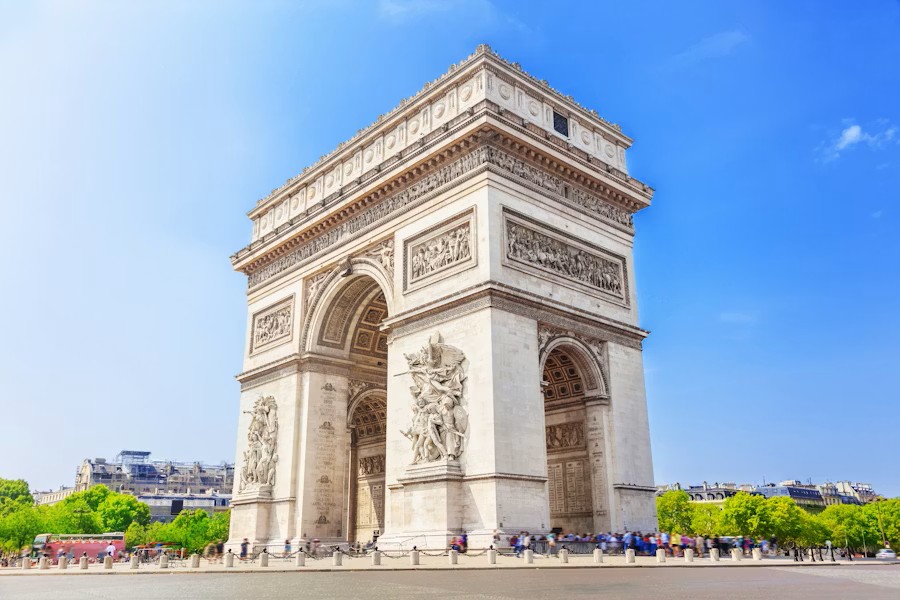 Arc de Triomphe Tickets – Explore Paris’s Historic Landmark