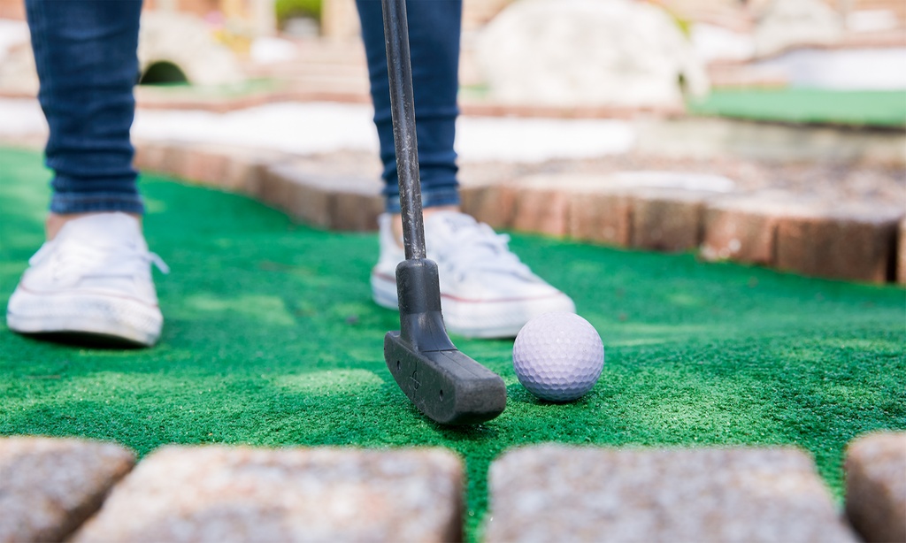 ⛳ Tee Up the Fun: Mini Golf at Flyteco Tower for 1, 2 or 4 (Save Up to 45%)