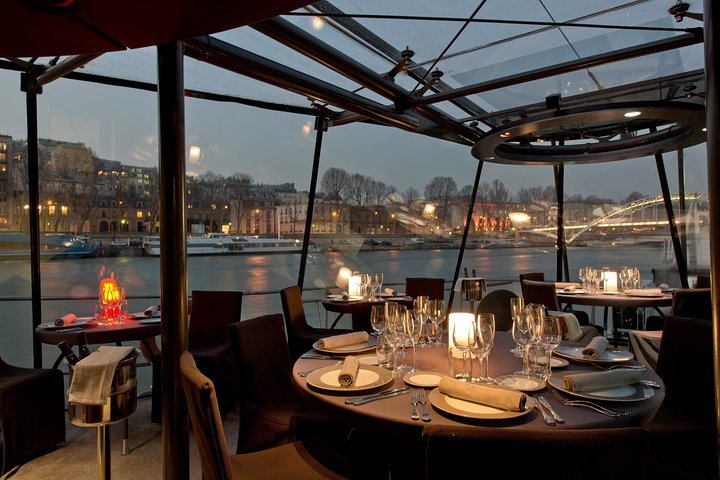 Gourmet Seine River Dinner Cruise – Paris Dining Experience