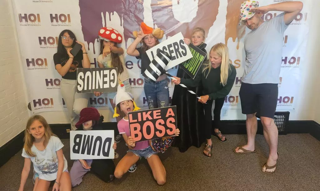 🕵️ Solve, Escape & Win: Escape Room Fun for 4–8 Friends (Up to 22% Off)
