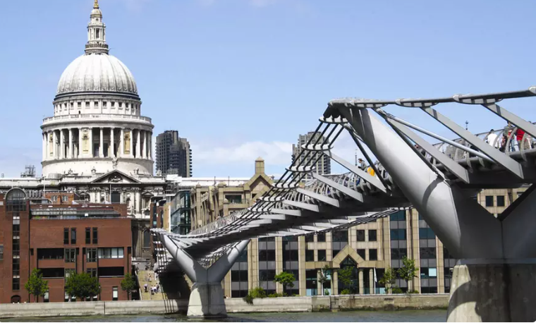 Hop-On Hop-Off London Cruise: Up to 33% Off Adult & Child Tickets