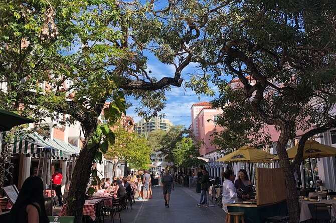Miami Art Deco & Gourmet Food Tour