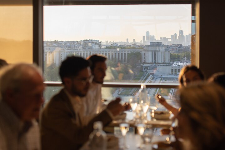 Dinner at Madame Brasserie in the Eiffel Tower – Paris Dining Experience