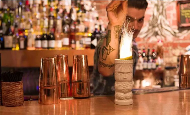 Melbourne’s Laneway Bars & Stories Tour