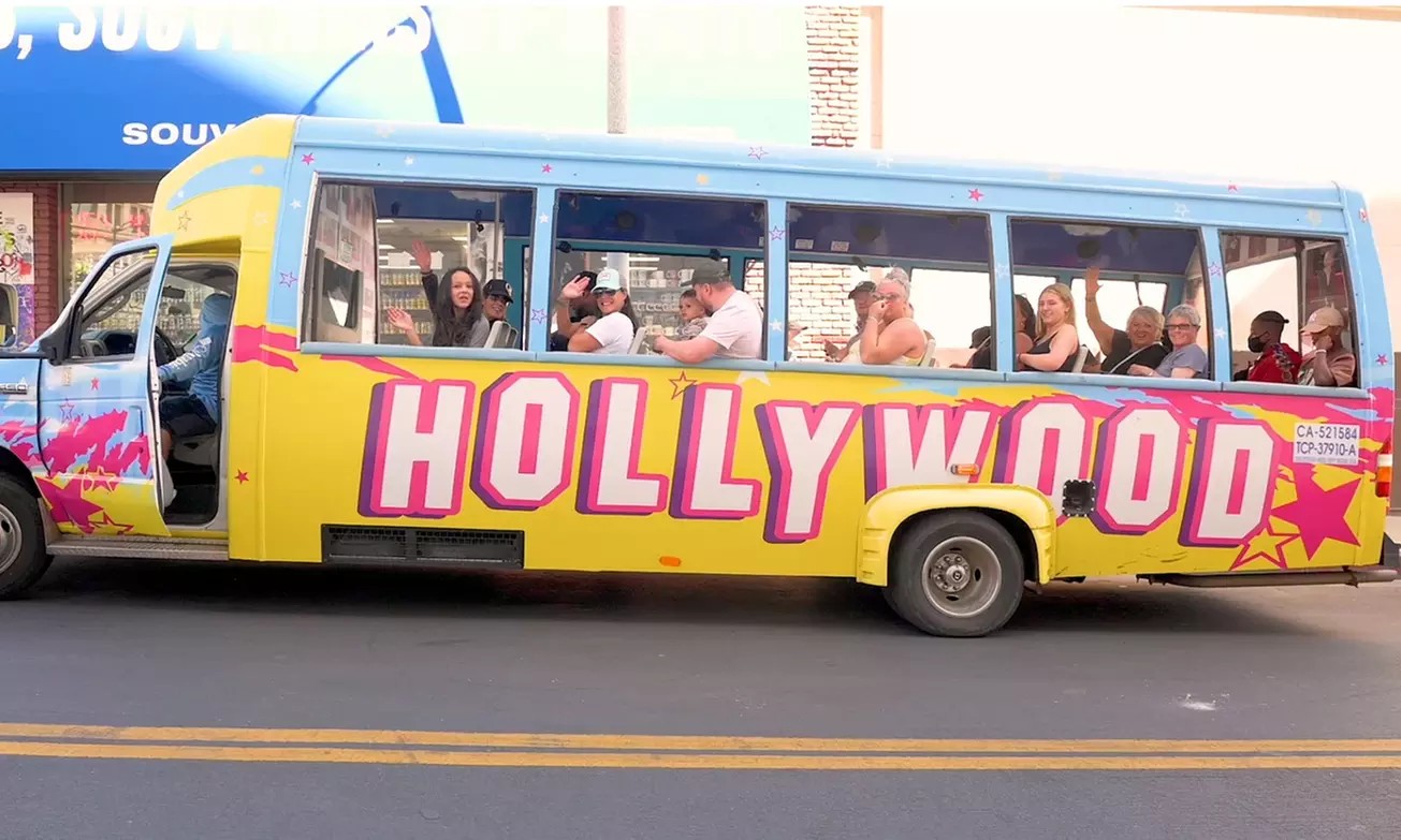 See Where the Stars Live – Movie Home Tour Open Bus Deal!