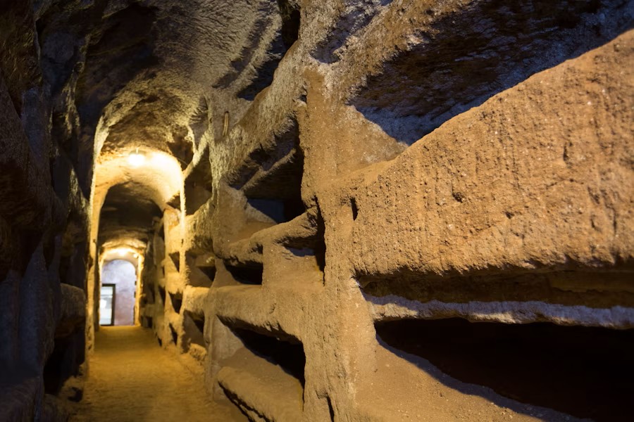 Catacombs of Rome Guided Tour + Panoramic City Sightseeing Bus
