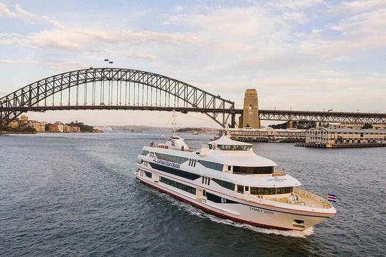 🌊 Scenic Lunch Cruise on Sydney Harbour from Darling Harbour