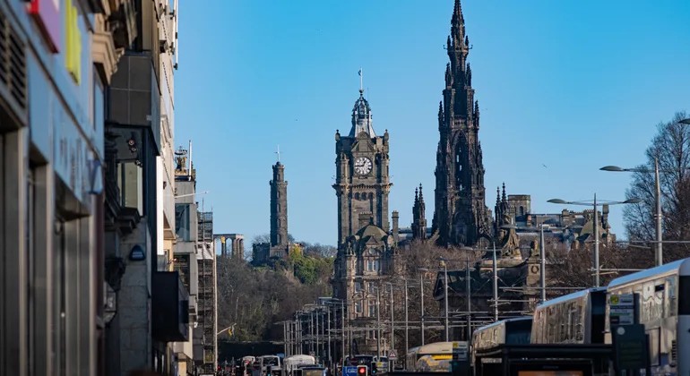Edinburgh Highlights Free Walking Tour