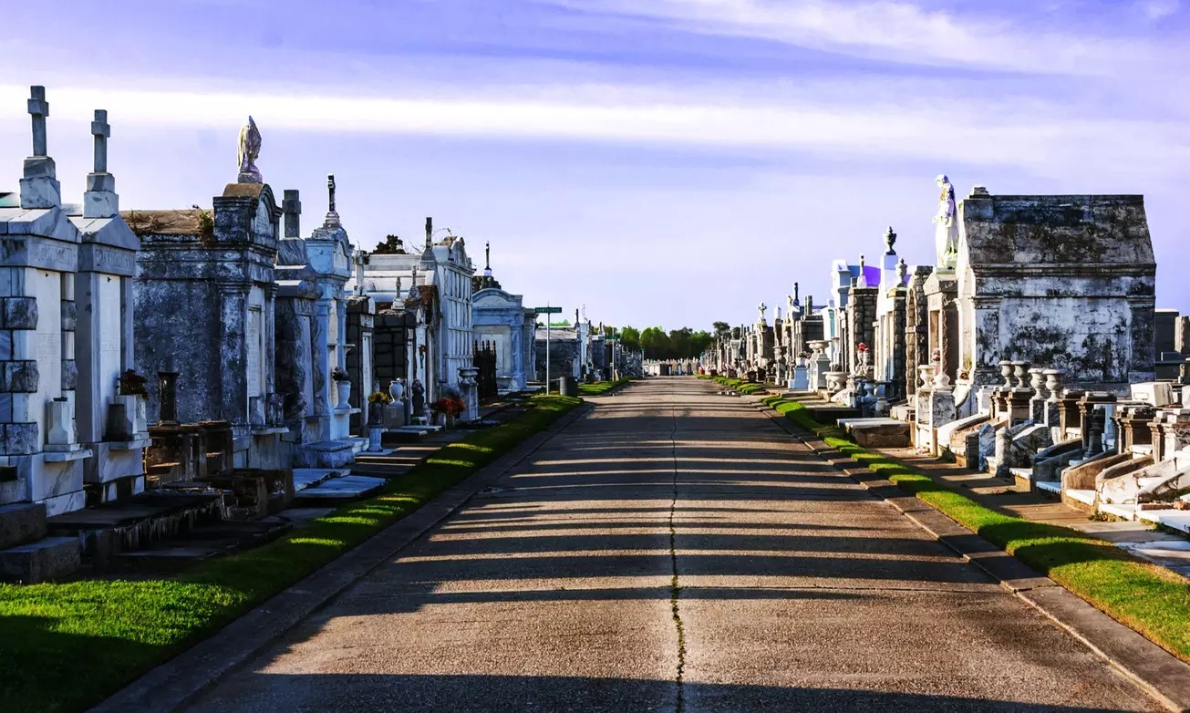 New Orleans Cemetery Insiders Walking Tour