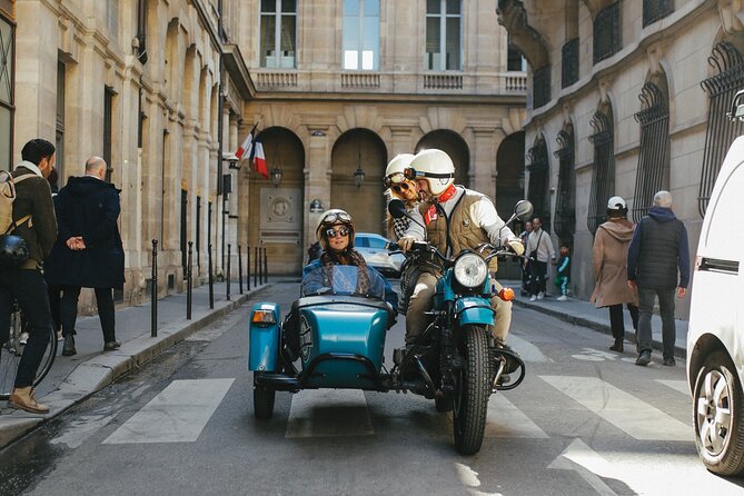 Private Paris Sidecar Tour – Explore the City in Style