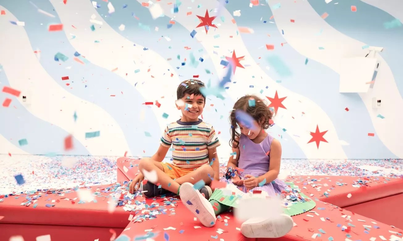 Explore Color, Play & Creativity at Chicago’s Immersive Art Factory