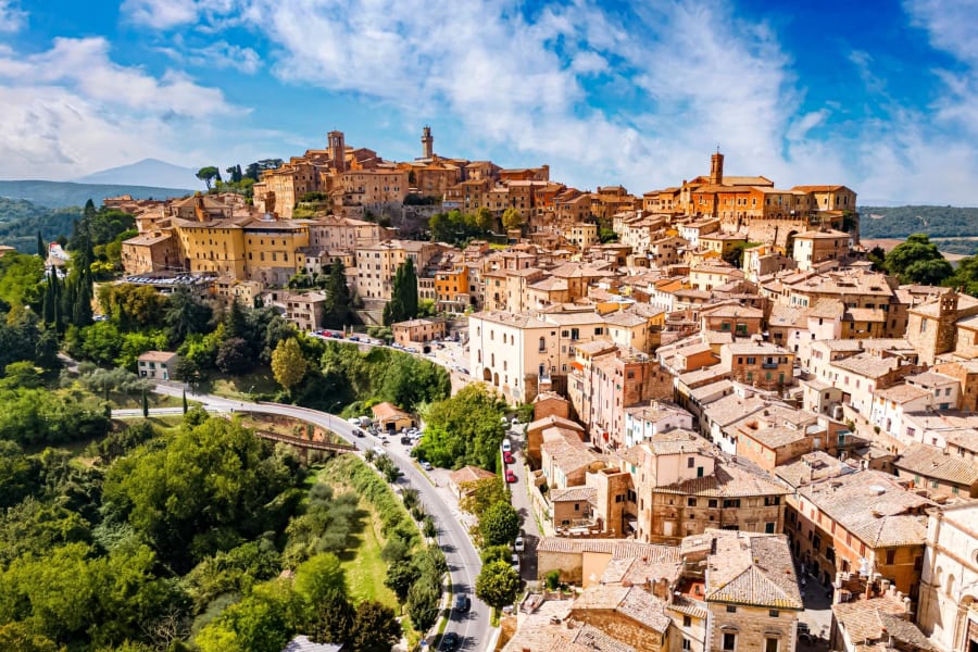 Rome to Tuscany Day Tour – Vineyard Visits, Wine Tasting & Lunch Included