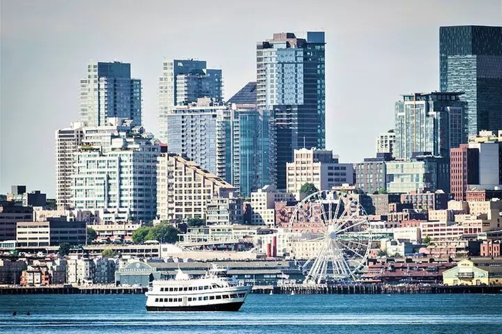 Discover the Best of Seattle: City Highlights Tour