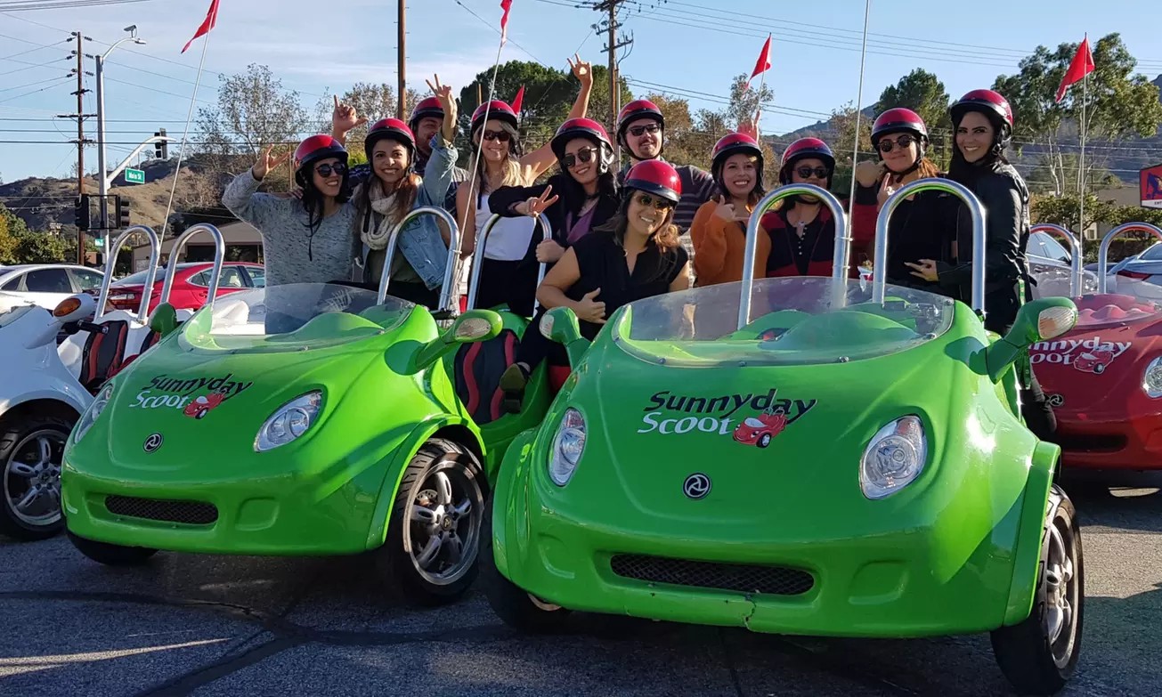 Explore LA by Scoot – Group Ride for 8 with Photo Add-On Now 50% Off