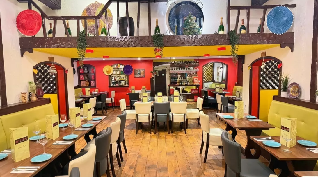 Aberdeen Dining Special – 2-Course Meal & Beer or Soft Drink for 2, 3, or 4 Guests