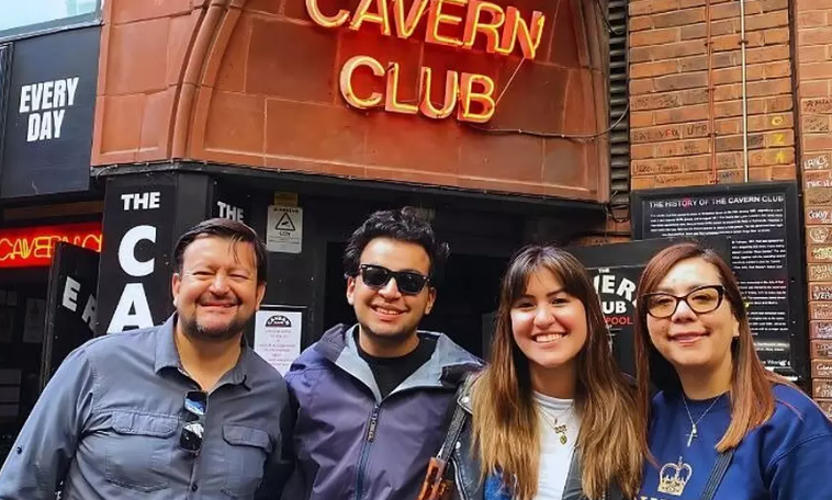 Beatles Pub Crawl Experience – The Ultimate Fab4 Adventure Tour