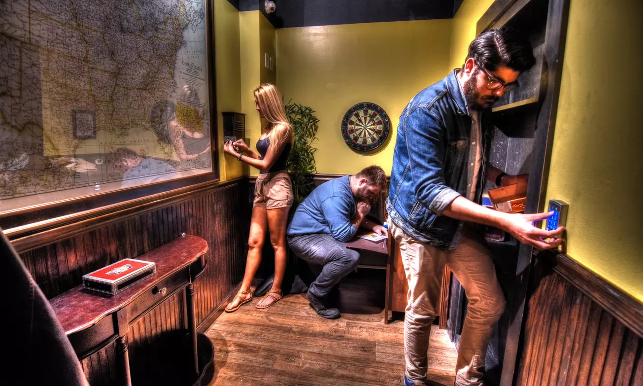 🔐 Escape Room Challenge: Escapology Charlotte for 4–8 Players (Up to 34% Off)