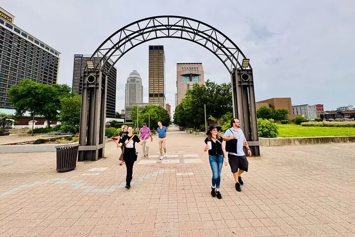 Discover Louisville’s Wild Side – The Misfits and Mayhem Tour