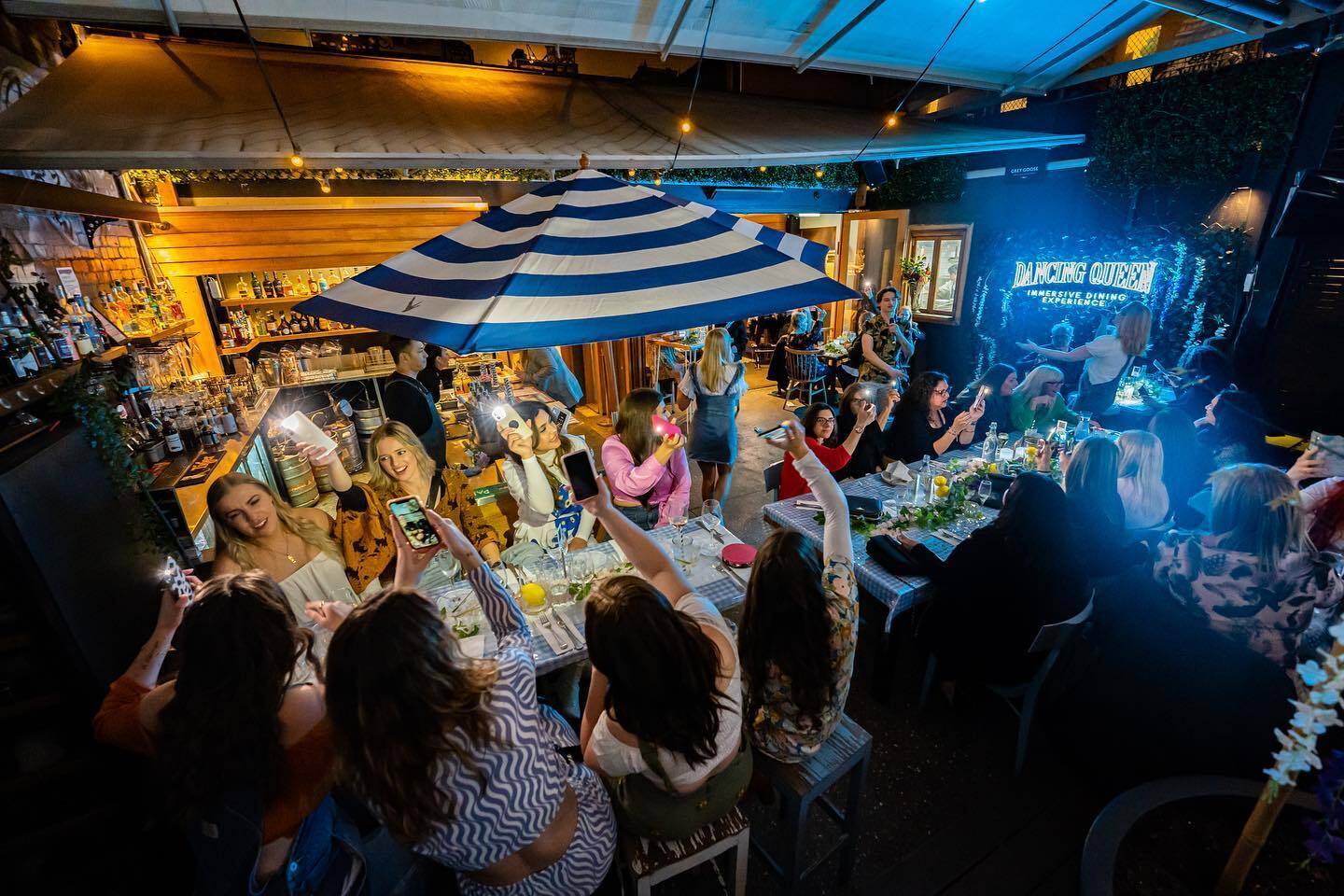 Dancing Queen: The Ultimate Tribute Dining Experience
 (PHILADELPHIA)