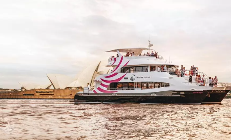 Christmas Day Lunch Cruise Sydney Harbour