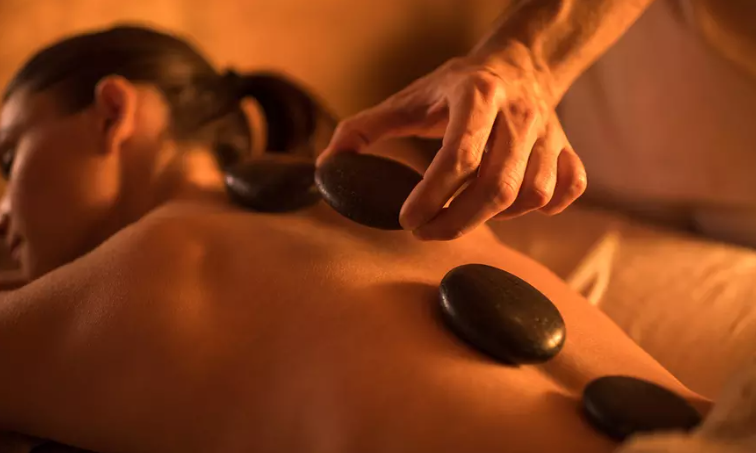 Thai Healing: Hot Stone Massage with Organic Oil for 1 or 2 – 30, 60, or 75 Mins (Up to 59% Off)