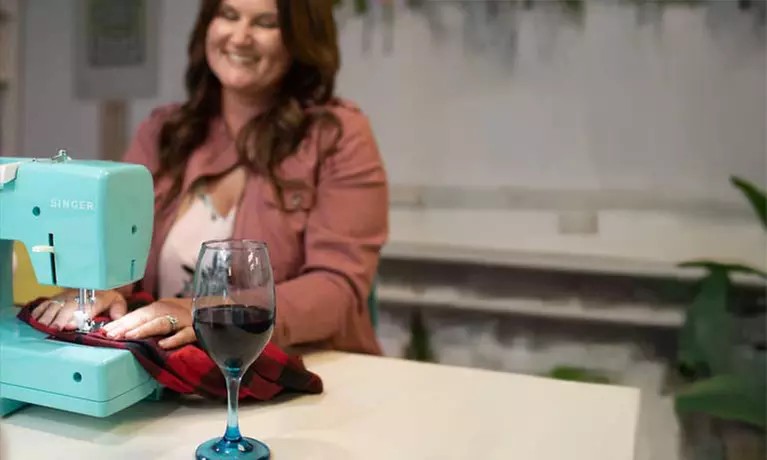 Up to 42% Off Sip n’ Sew & String Art at This N That Studio