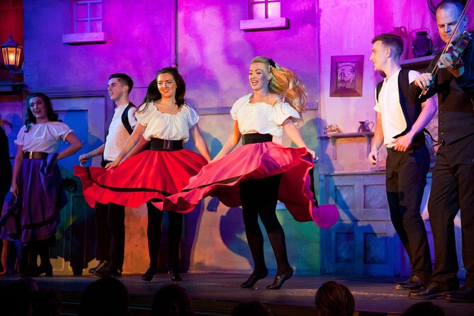 Traditional Irish Dinner & Show in Dublin