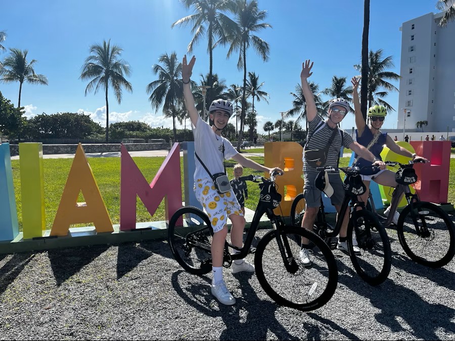 Miami Beach Bike Hire for Sightseeing