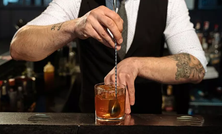 Discover Hidden Paris: Speakeasy Bar Tour for Up to 6 Guests
