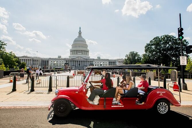 Explore Washington DC Landmarks via E-Car