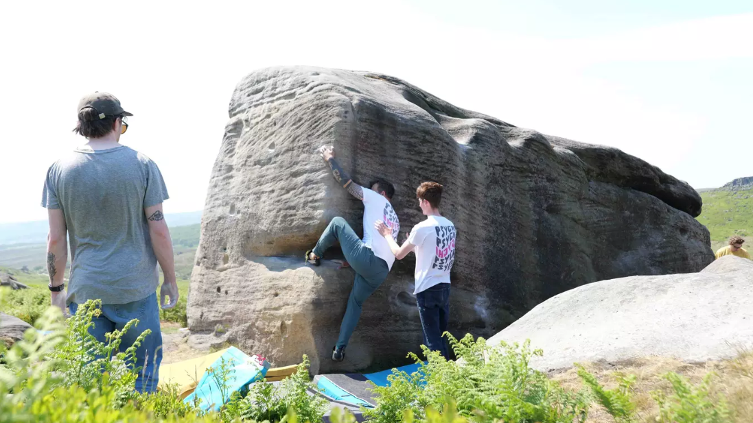 Save Up to 44% on Outdoor Bouldering Intro Sessions for 1–8 at Psychi UK
