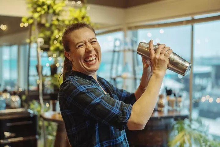 Shake, Stir & Sip: Hands-On Cocktail Class in Seattle