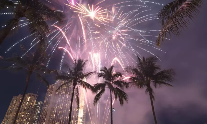 Waikiki Adventure Sails: Friday Night Fireworks Cruise for Up to Four (Save 38%)