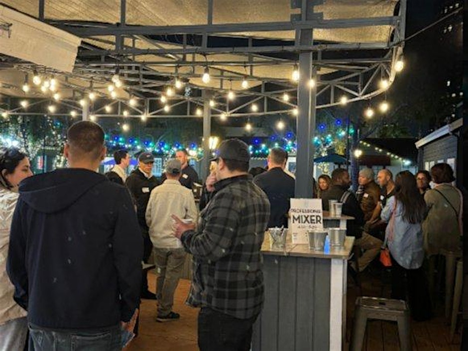 {FREE} Professional Networking Mixer