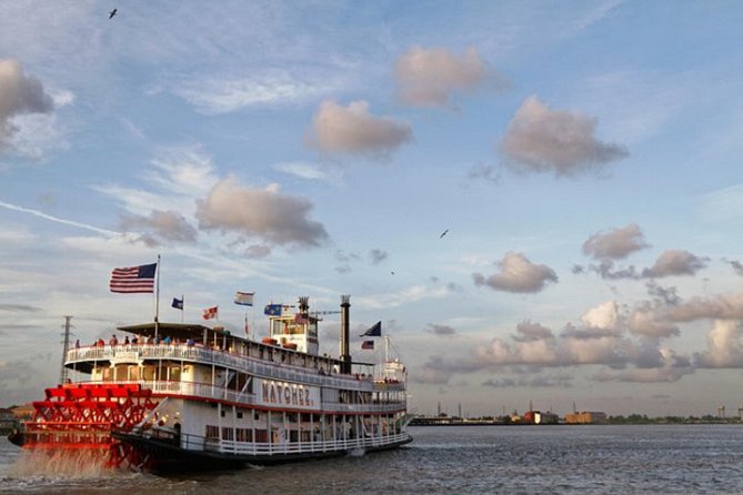 Romantic Evening: Private Boat Cruise with Dinner in New Orleans