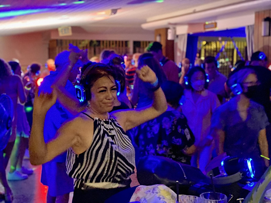 SURFJACK'S SILENT DISCO