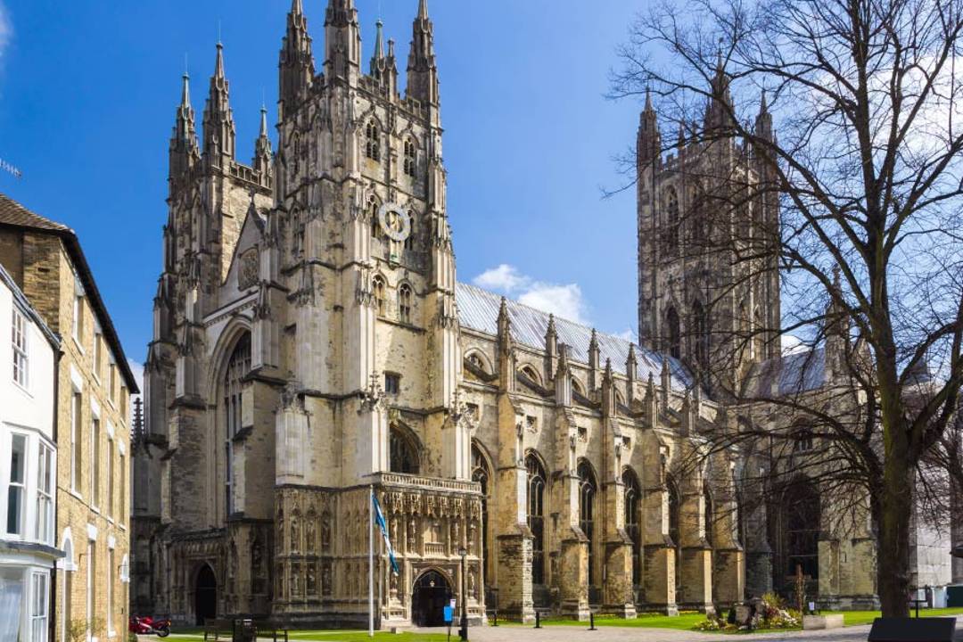 Leeds Castle, Canterbury & Dover Day Tour from London + Greenwich & Thames Cruise