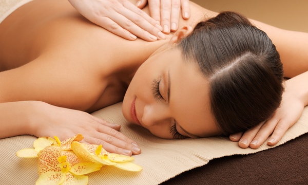 90-Min Aroma or Deep Tissue Massage for One or Two at Siam Princess Thai Massage