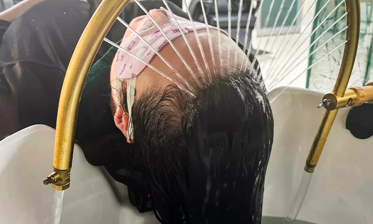 Royal Relaxation Awaits: Head Spa Treatments at Crowns Head Spa (Up to 33% Off)