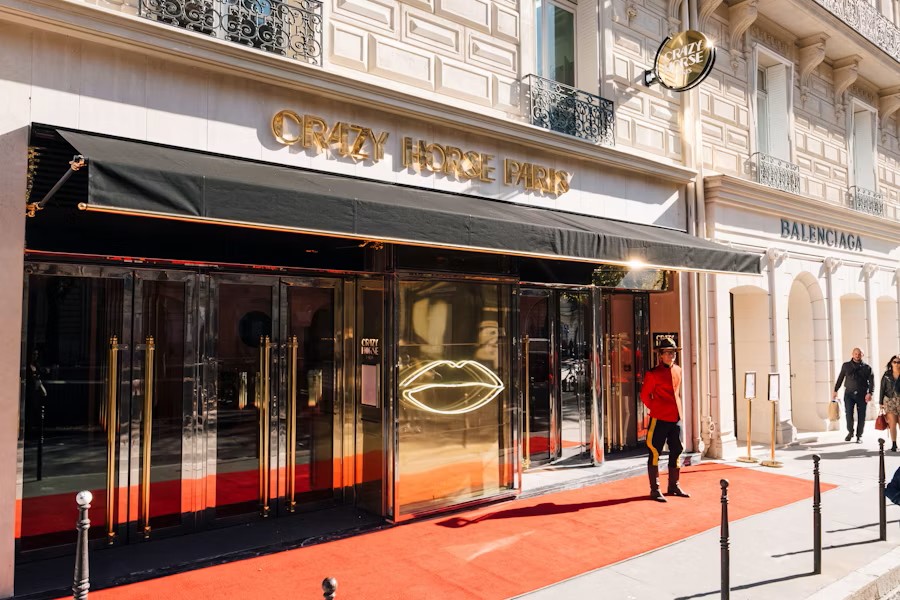 Crazy Horse Paris Tickets – Iconic Cabaret Show Experience